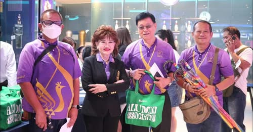 11877617202179482532