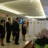 ถวายแจกันดอกไม้และลงนามถวายพระพรสมเด็จพระนางเจ้าสิริกิติ์ ฯและพระเจ้าวรวงศ์เธอ พระองค์เจ้าโสมสวลีฯ