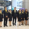 ถวายแจกันดอกไม้และลงนามถวายพระพรสมเด็จพระนางเจ้าสิริกิติ์ ฯและพระเจ้าวรวงศ์เธอ พระองค์เจ้าโสมสวลีฯ